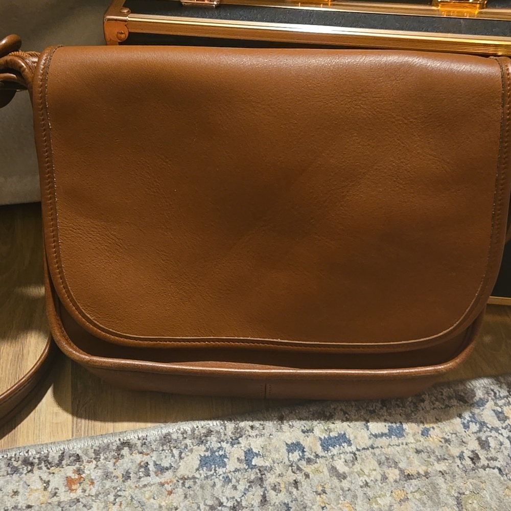 Vintage Camel Leather Coach Satchel Purse Handbag #9951